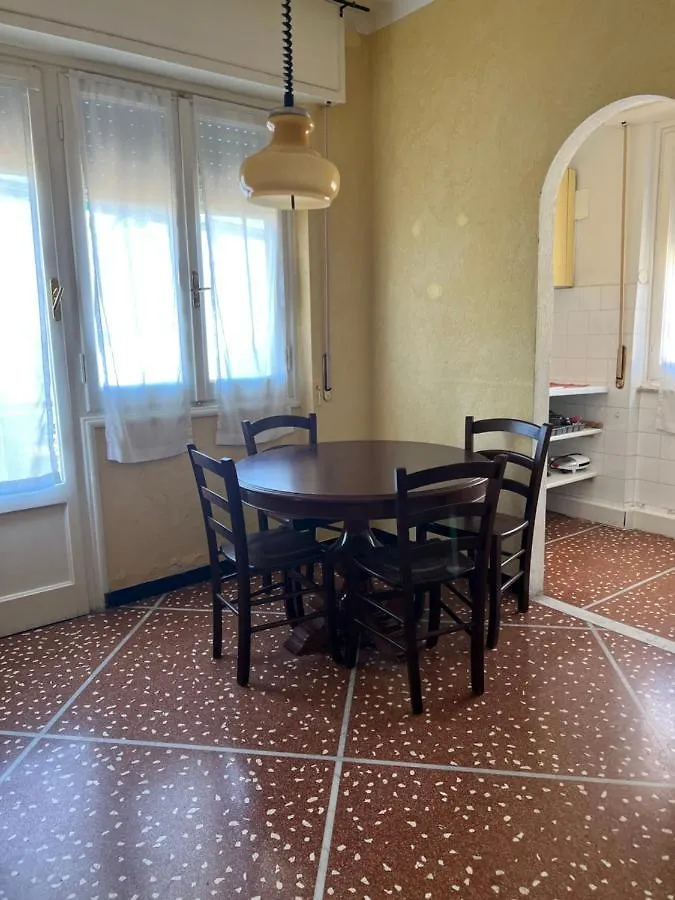 Trilocale 50Mt Dalla Spiaggia Sestri Levante Apartman